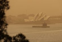 Dezenas de incêndios atingem a Austrália e o fogo aproxima-se de Sydney