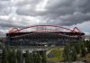 Tribunal de recurso absolve Benfica de jogo à porta fechada por apoio às claques