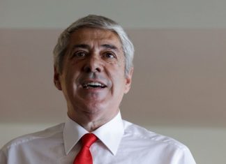 José Sócrates para Lula: “Sei que estás em festa, pá. (…) Não foi uma saída da prisão, mas uma reentrada no mundo”