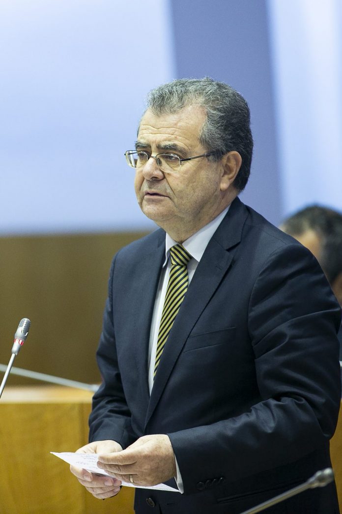 Educação