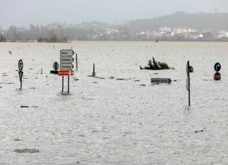 Distrito de Coimbra causa preocupação, mas caudal do Mondego está a baixar