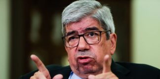 Parlamento recusa condenar Ferro Rodrigues pelo incidente com André Ventura
