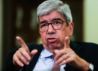 Parlamento recusa condenar Ferro Rodrigues pelo incidente com André Ventura