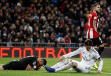 Real Madrid ‘esbarra’ nos ‘ferros’ e deixa fugir FC Barcelona no topo