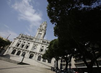 Câmara do Porto diz que a alteração de classificação nos terrenos da Arcada não legaliza obra