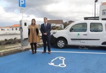Inaugurado primeiro ponto de carregamento para veículos elétricos no Pico