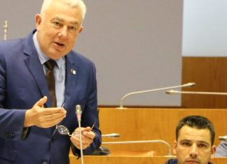 CDS-PP/Açores questiona Governo Regional sobre “instabilidade” na Aerogare das Lajes