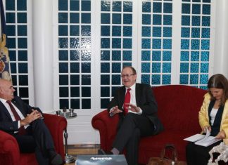 Presidente da CMH recebe Embaixador do Reino Unido da Grã Bretanha e Irlanda do Norte