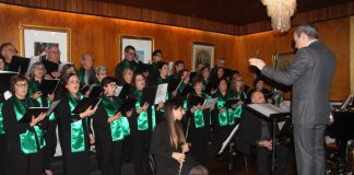 Coro de São Roque encantou na noite de estreia