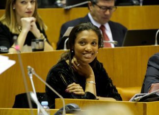 Parlamento aprovou proposta do PSD que permite corrigir lacunas dos programas “Estagiar”