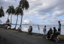 Vulcão Taal: A erupção começou há 24 horas já obrigou à retirada de 30 mil pessoas