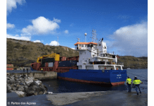 Navio ‘Malena’ já atracou no Porto das Lajes das Flores