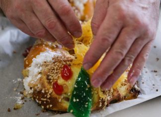 Um bolo-rei “gigante” com 50 metros, “o maior do Alentejo”. É assim que Beja celebra Dia de Reis