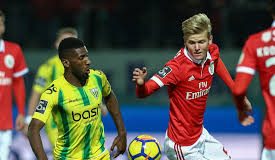 Benfica oficializa saída definitiva do norte-americano Keaton Parks