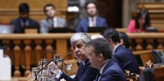 Países da UE que crescem mais que Portugal têm carga fiscal alta, diz Centeno