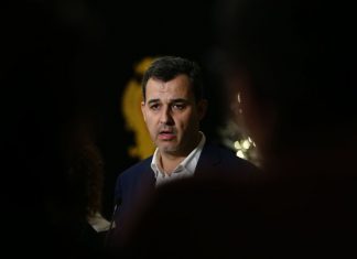 PAN vai abster-se na generalidade, mas deixa tudo em aberto para votação final