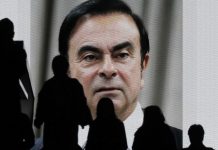 Ghosn, ex-CEO da Renault-Nissan, foi de comboio até aeroporto de Osaka para fugir do Japão