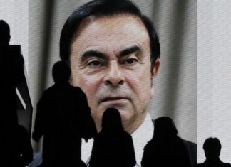 Ghosn, ex-CEO da Renault-Nissan, foi de comboio até aeroporto de Osaka para fugir do Japão