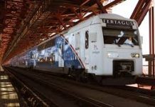 Passageiros da Fertagus constituem Comissão de Utentes contra degradação do transporte