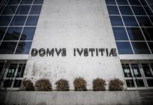 Mediador de seguros do Porto acusado de burlas em apólices de 70 automobilistas
