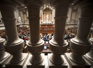 Adiada votação na especialidade a alterações a lei da nacionalidade