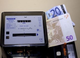 Governo dramatiza e estima custos de baixa do IVA em 800 milhões/ano