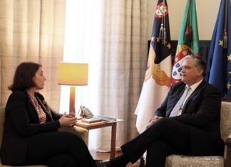 Presidente do Governo recebeu Eurodeputada Isabel Carvalhais