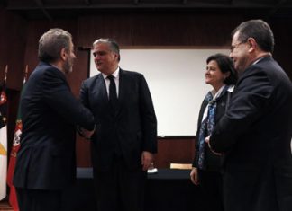 Vasco Cordeiro anuncia 135 novas vagas para os quadros das escolas da Região