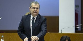 Avelino Meneses afirma que parque escolar dos Açores está em fase de conclusão