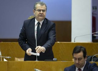 Avelino Meneses afirma que parque escolar dos Açores está em fase de conclusão
