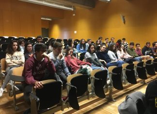 Associação Académica da Universidade dos Açores promove sessões de divulgação sobre a Universidade dos Açores