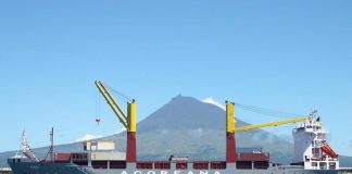 Transportes Marítimos – Agricultores faialenses indignados com serviço prestado pelos operadores