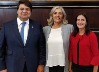 “Projeto do PS é o que melhor respeita os direitos constitucionalmente consagrados”