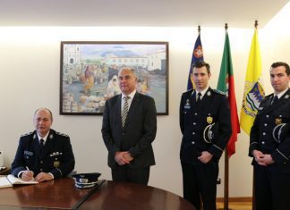 Presidente da Câmara Recebe Novo Comandante Regional da PSP
