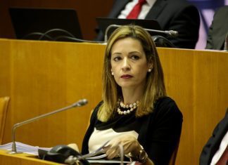 Elevada taxa de abandono escolar precoce nos Açores justifica “profunda reflexão”