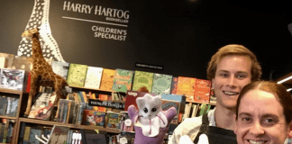 Néveda conquista novas audiências do Qatar à Austrália
