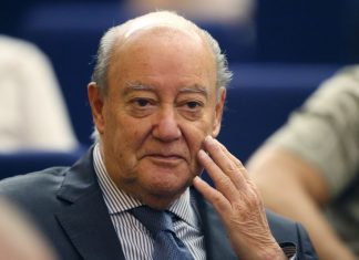 Pinto da Costa confirma o fim da carreira de Casillas