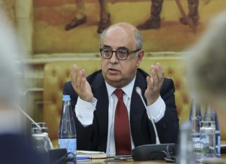 Tancos: Ex-ministro Azeredo Lopes interrogado hoje em tribunal