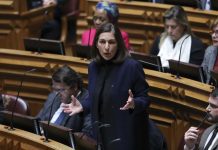 Eutanásia: PS espera fazer votação final global ainda nesta sessão legislativa