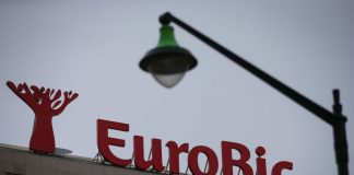 Banco espanhol Abanca compra 95% do capital do Eurobic