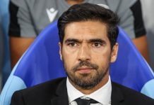 PAOK de Abel, perde e deixa fugir Olympiacos, de Pedro Martins