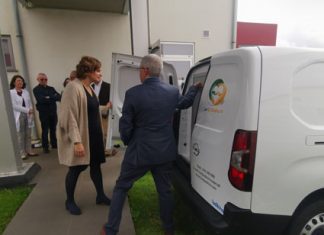 Governo dos Açores apoia carrinha para Serviço de Apoio Domiciliário do Lar D. Pedro V , na Terceira