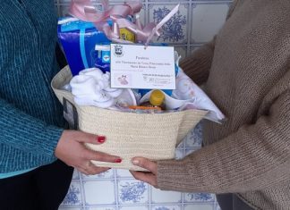 CASAIS BENEFICIARAM DE KITS DE NATALIDADE DA CÂMARA DE SÃO ROQUE DO PICO