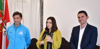 CRISTINA CALISTO RECEBEU EQUIPA DE NATAÇÃO DO CLUBE DESPORTIVO ESCOLAR DE ÁGUA DE PAU