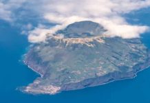 Governo Regional assegura transporte de 225 toneladas de diversos bens e combustíveis à ilha do Corvo