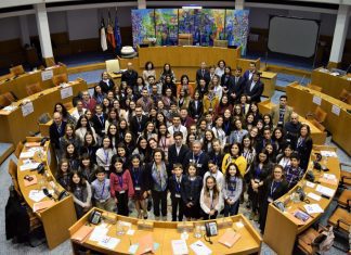 Cidadania – ALRAA recebeu estudantes do arquipélago para o Parlamento dos Jovens