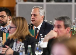Paulo Moniz defende criação de controlo fronteiriço nas Flores em conferência europeia