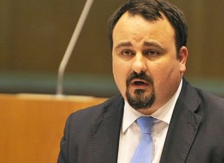 ALRAA – PPM apresenta iniciativa para impedir o Governo de destruir a SATA Internacional e o despedimento dos trabalhadores