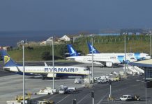 Ryanair avança com ‘lay-off’ em Portugal a partir de 01 de abril