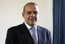 Covid-19: Mira abre linha de apoio e desinfeta lugares públicos
